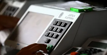 Saiba como pedir voto em trânsito para as Eleições 2026 