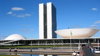 Com renovação no Paraná, veja quem entra, quem sai e quem permanece no Senado em 2027 