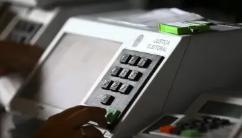 Governadores renunciam para disputar eleições de outubro; veja lista 