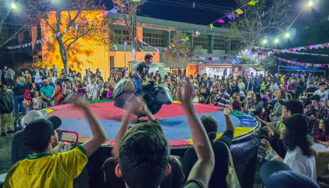Aberto ao público, Arraiá da UEM será realizado neste sábado (12)