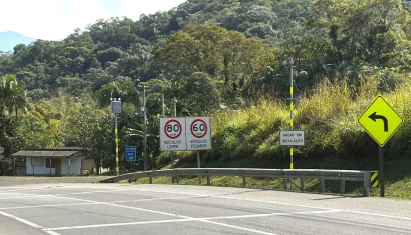 Novos radares de velocidade começam a funcionar em rodovias do Paraná; confira os locais Novos radares de velocidade começam a funcionar em rodovias do Paraná; confira os locais