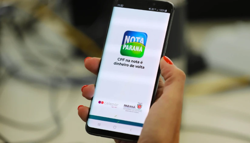 Moradores de 37 cidades ganham prêmio de R$ 1 mil do Nota Paraná