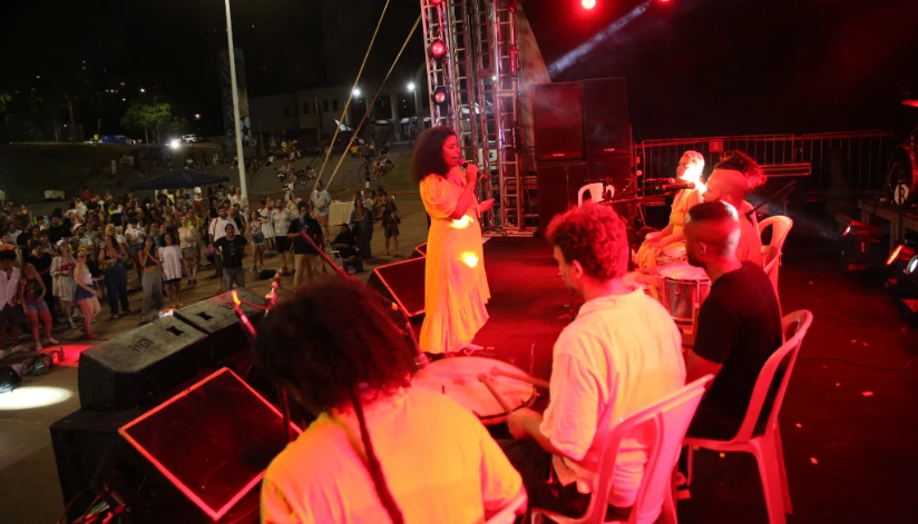 ‘Semana do Hip Hop’ e ‘Festival Afro-Brasileiro’ vão contemplar artistas locais com até R$ 6 mil ‘Semana do Hip Hop’ e ‘Festival Afro-Brasileiro’ vão contemplar artistas locais com até R$ 6 mil