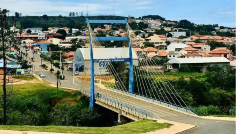 Prefeitura de Pinhalão abre concurso com salários de até R$ 15 mil; veja cargos