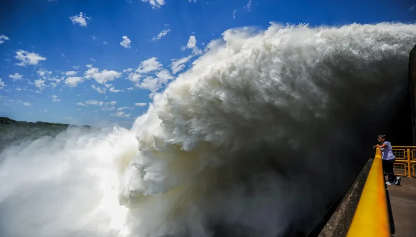 Hidrelétrica de Itaipu chega a 3,1 bilhões de MWh produzidos Hidrelétrica de Itaipu chega a 3,1 bilhões de MWh produzidos