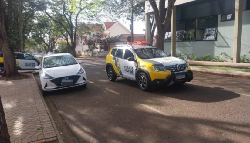 Homem assedia mulheres, tenta atacar policiais e é baleado em Maringá