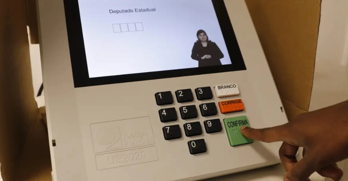 Prazo para pedir voto em trânsito termina nesta quinta (20)