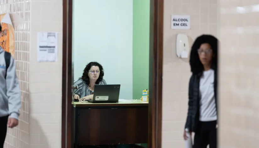 Secretaria de Educação abre inscrições para PSS de assistentes administrativos e serviços gerais