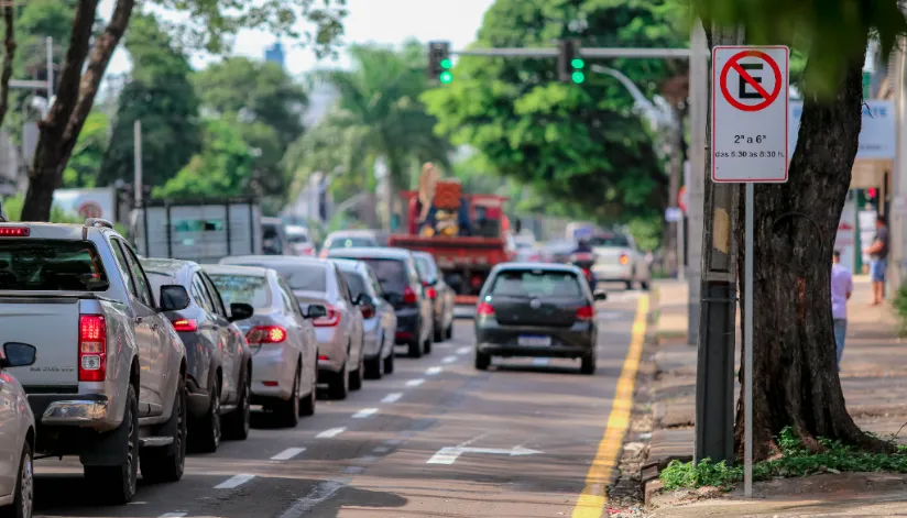 Trecho da Avenida Mandacaru ganha terceira faixa a partir desta terça (18)