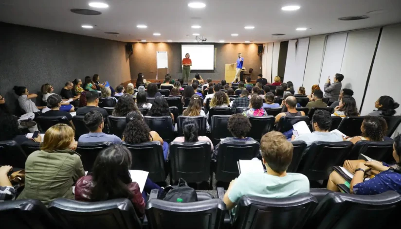 Provas do CNU 2025 serão aplicadas em Maringá e em mais oito cidades do Paraná Provas do CNU 2025 serão aplicadas em Maringá e em mais oito cidades do Paraná