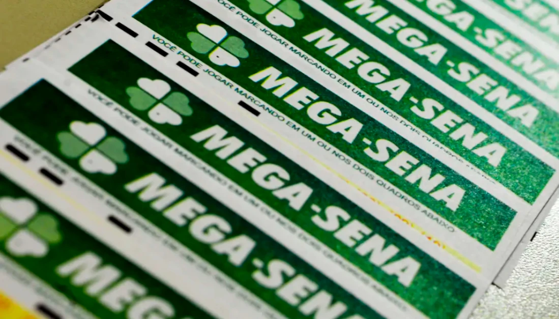 Nove apostas do Paraná acertam quina da Mega-Sena e ganham prêmios de até R$ 184 mil Nove apostas do Paraná acertam quina da Mega-Sena e ganham prêmios de até R$ 184 mil