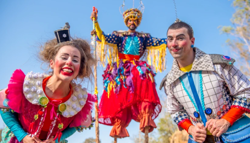 Grupo de teatro ‘Ás de Paus’ chega a Maringá com espetáculos gratuitos; veja programação